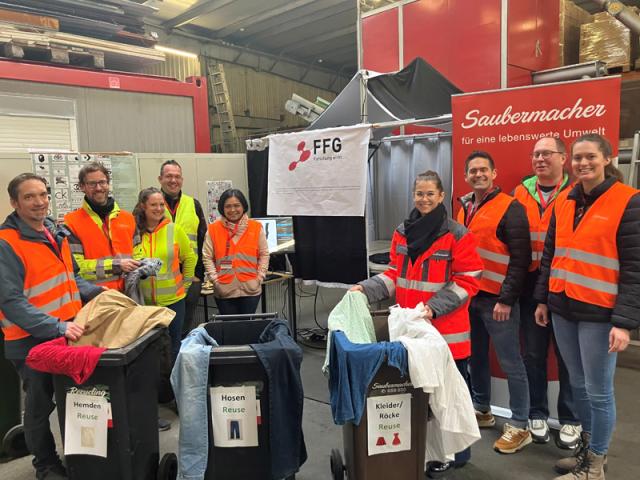 10_Gruppenbild_statischer_Versuchsaufbau_202603_2.jpg
