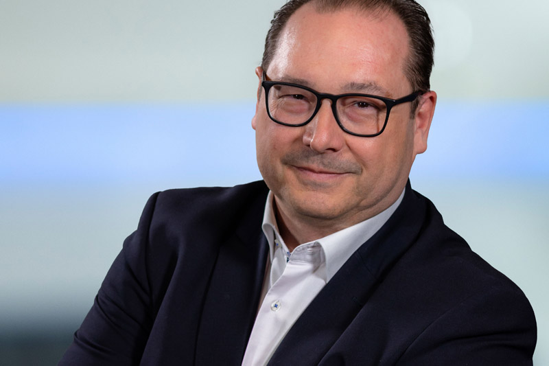 Cloud und Hardware über eine einzige Plattform