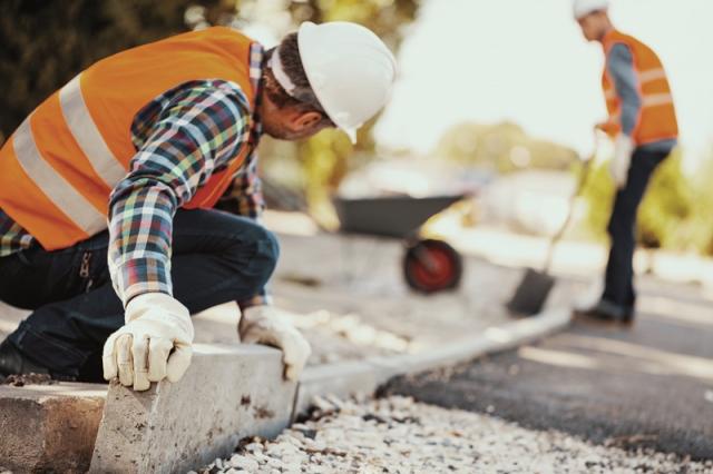 Bauarbeiter auf Baustelle