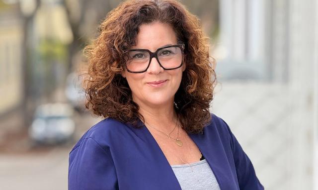Julie_Gruber_Wolkenrot_c_Armin_Bonelli.jpg