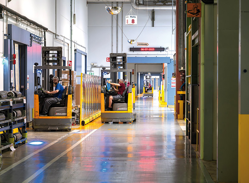 Migration_Constantia_Flexibles_Teich_forklift_drivers_06_07_2023.jpg
