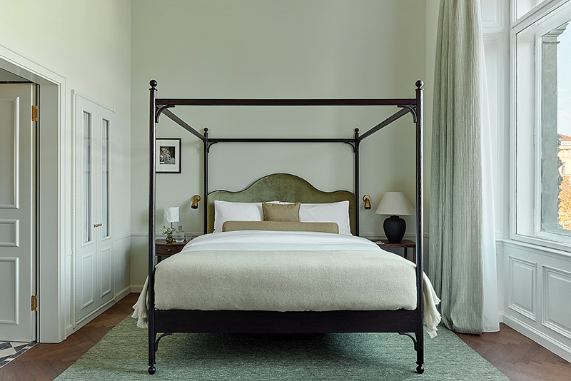 Palais_Rudolf_Suite_c_James_McDonald.jpg