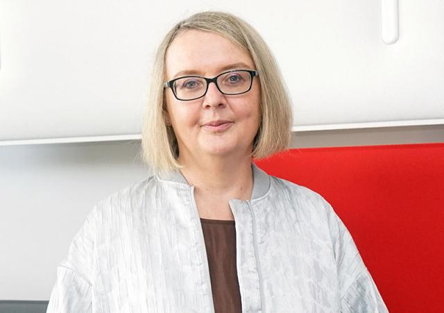 Roswitha_Hönigsperger_c_Astrid_Weiss.jpg