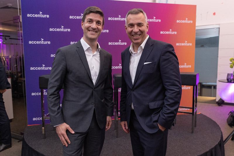 Staffelübergabe bei Accenture