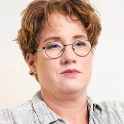 Karin Legat